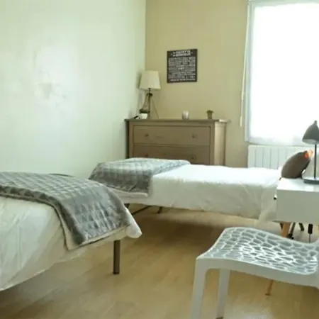 Tatil Evi Maison St Eloi - Futuroscope - Jardin *